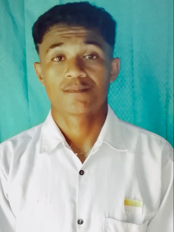 ESTON KOLIS